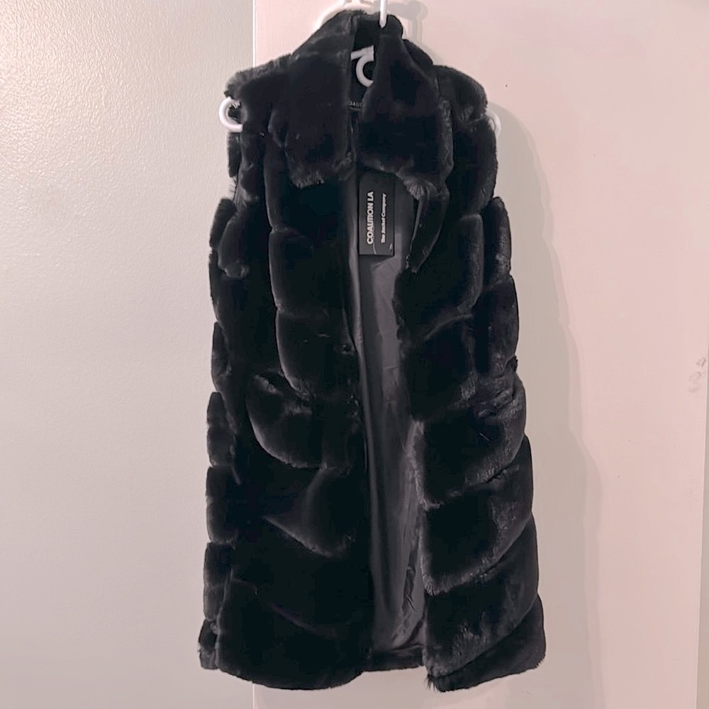 So soft faux fur Long Vest Sz S. Black Perfect condition! Stunning!